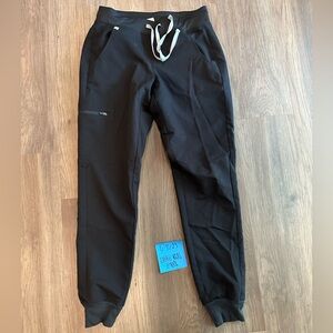 black figs joggers